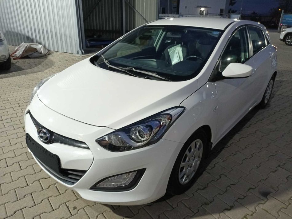 Hyundai i30 - 2013