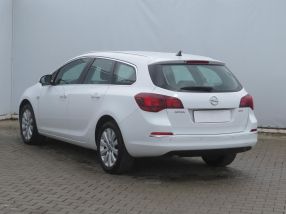 Opel Astra - 2015