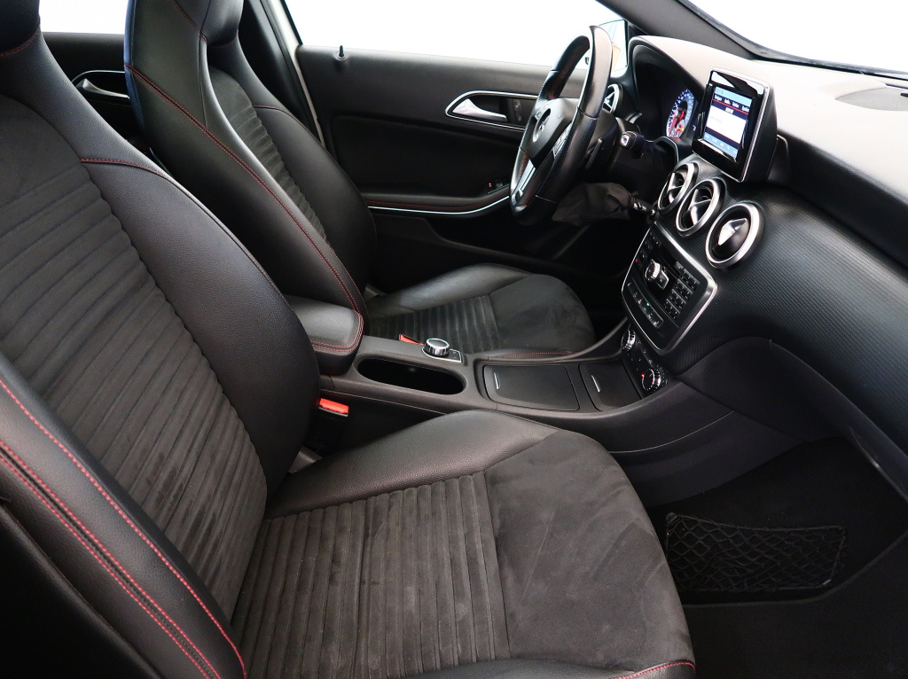 Mercedes-Benz A