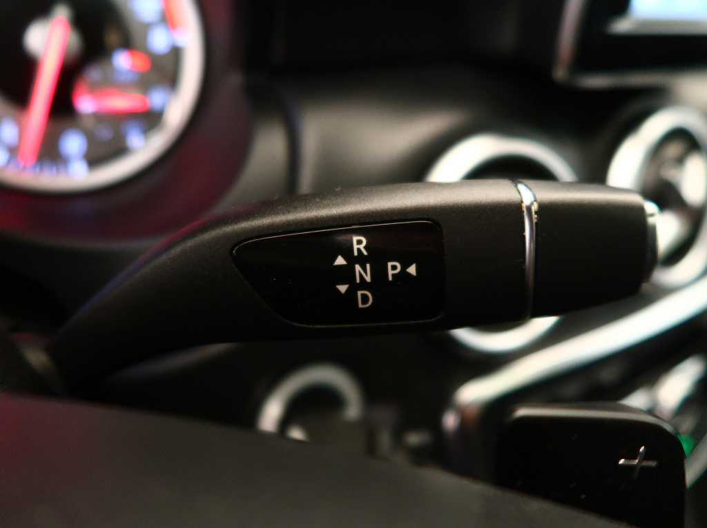 Mercedes-Benz A