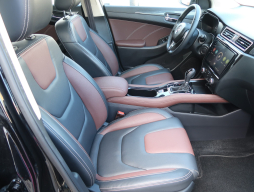 Dongfeng Glory 580