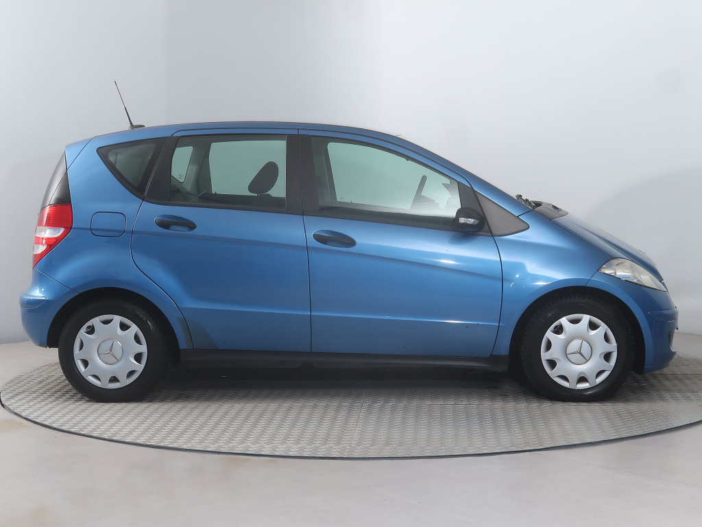 Mercedes-Benz A