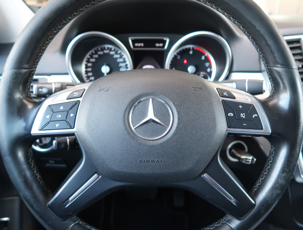 Mercedes-Benz ML