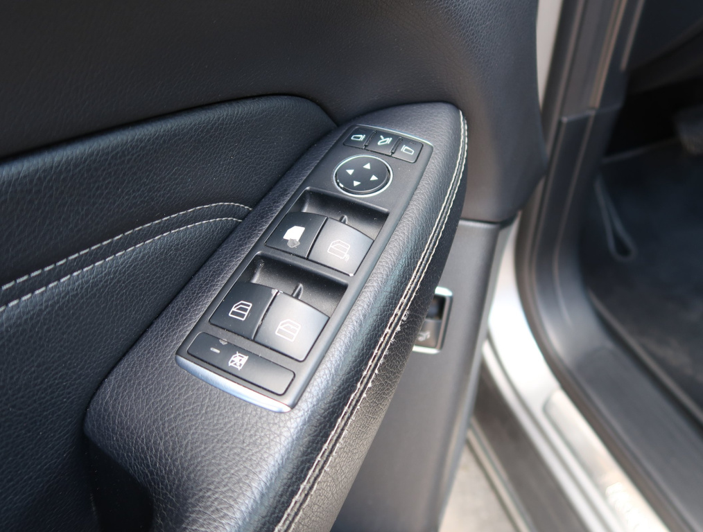 Mercedes-Benz ML
