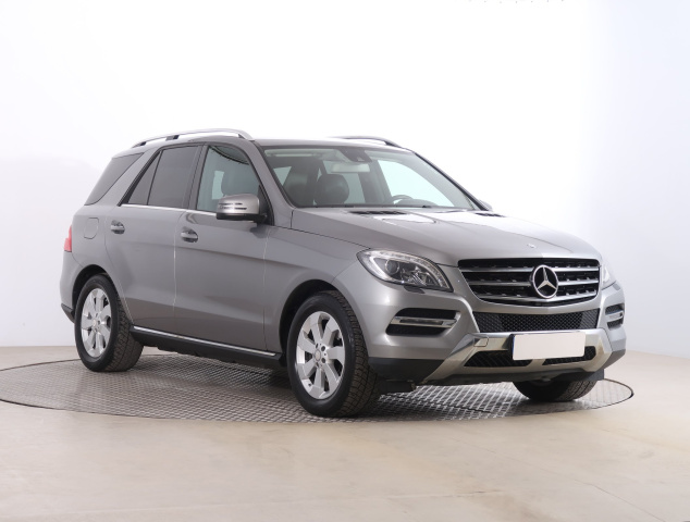 Mercedes-Benz ML 2015