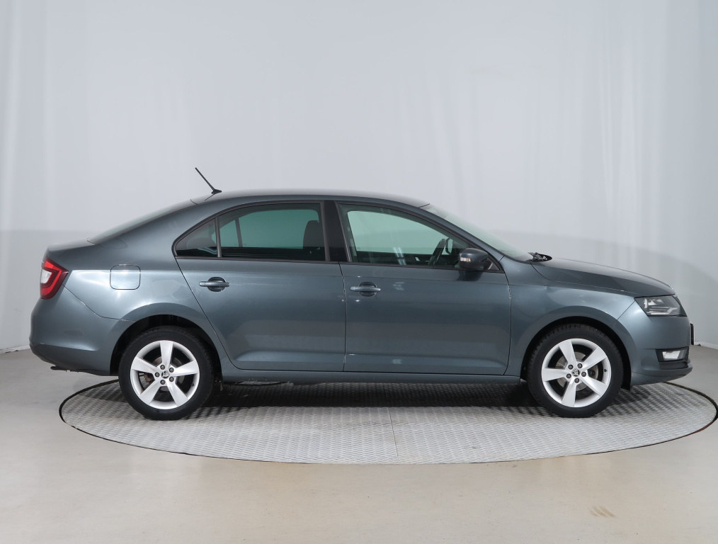 Škoda Rapid