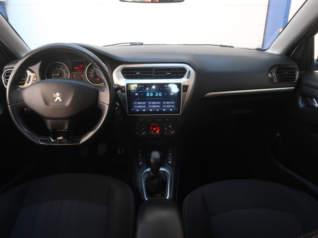 Peugeot 301
