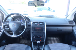 Mercedes-Benz A 2004