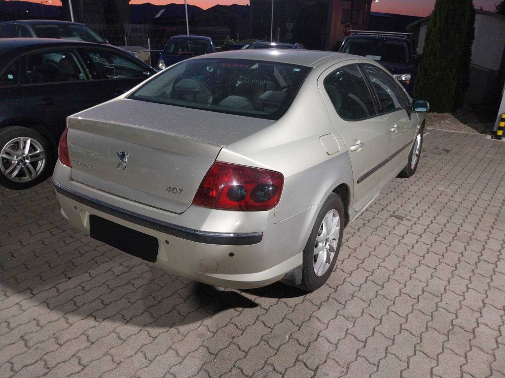Peugeot 407