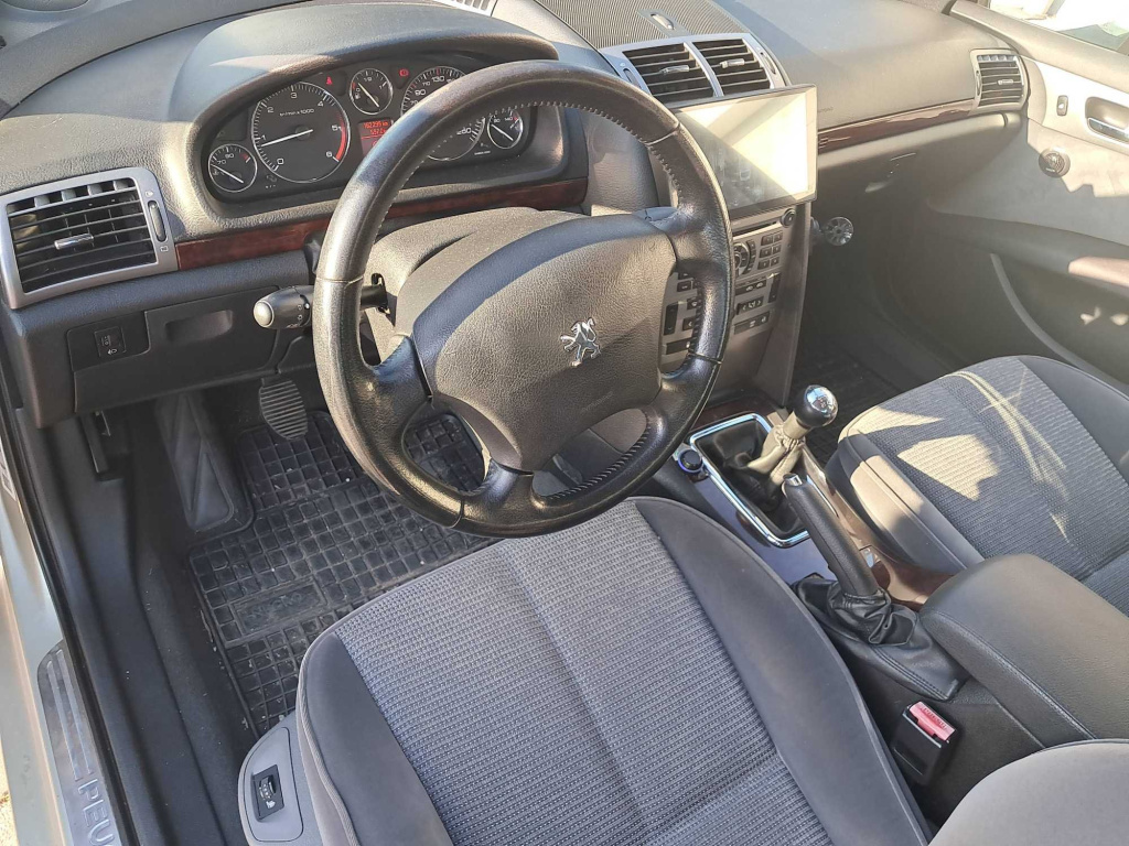 Peugeot 407