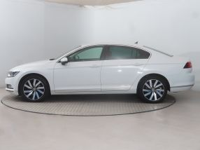 Volkswagen Passat - 2018