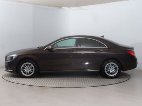 Mercedes-Benz CLA - 2015
