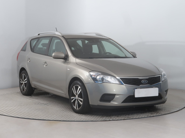 Kia Ceed 2011