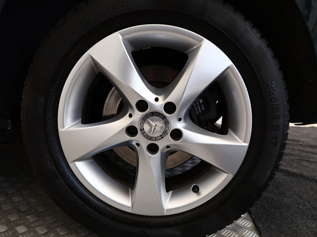 Mercedes-Benz V