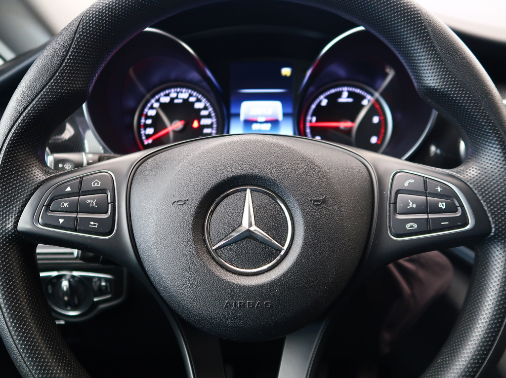 Mercedes-Benz V