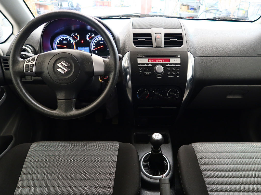 Suzuki SX4