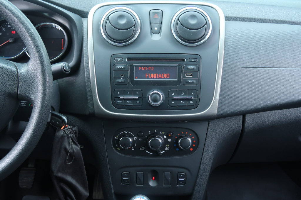 Dacia Logan