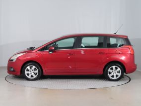 Peugeot 5008 - 2010
