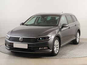 Volkswagen Passat - 2015