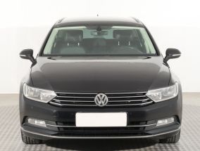 Volkswagen Passat - 2015