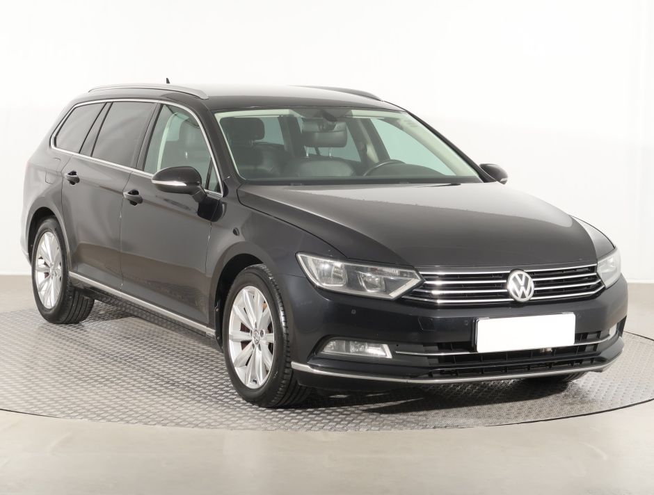 Volkswagen Passat - 2015