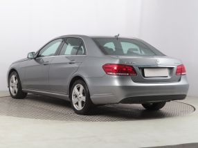 Mercedes-Benz E - 2013
