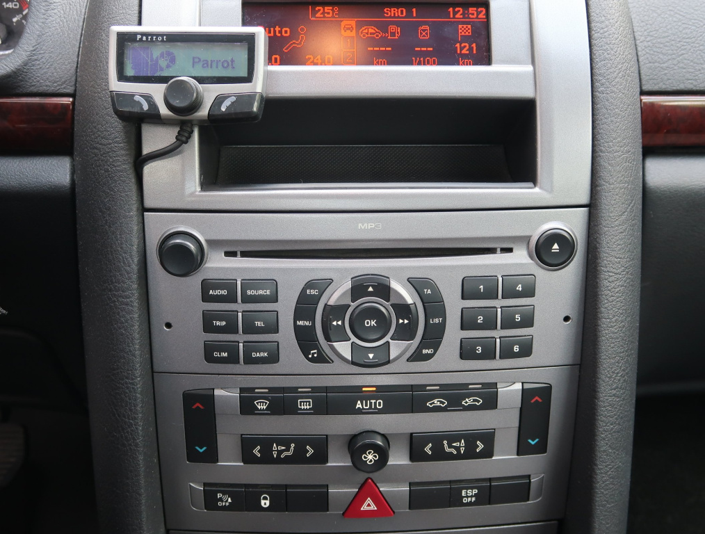Peugeot 407