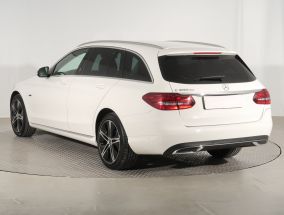 Mercedes-Benz C - 2021
