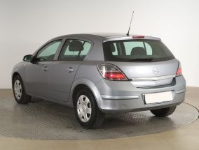 Opel Astra - 2010