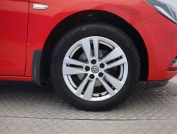 Opel Astra 2016