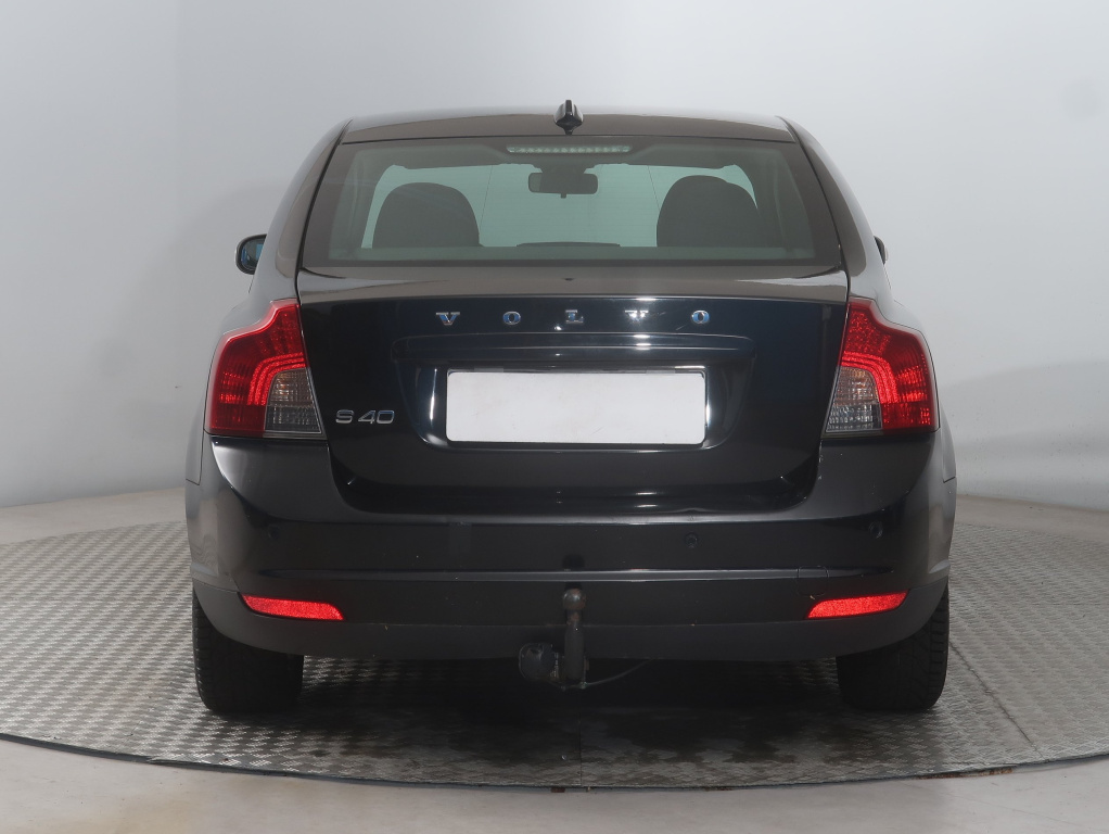 Volvo S40