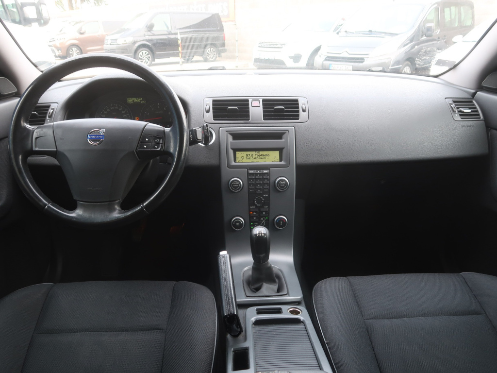 Volvo S40