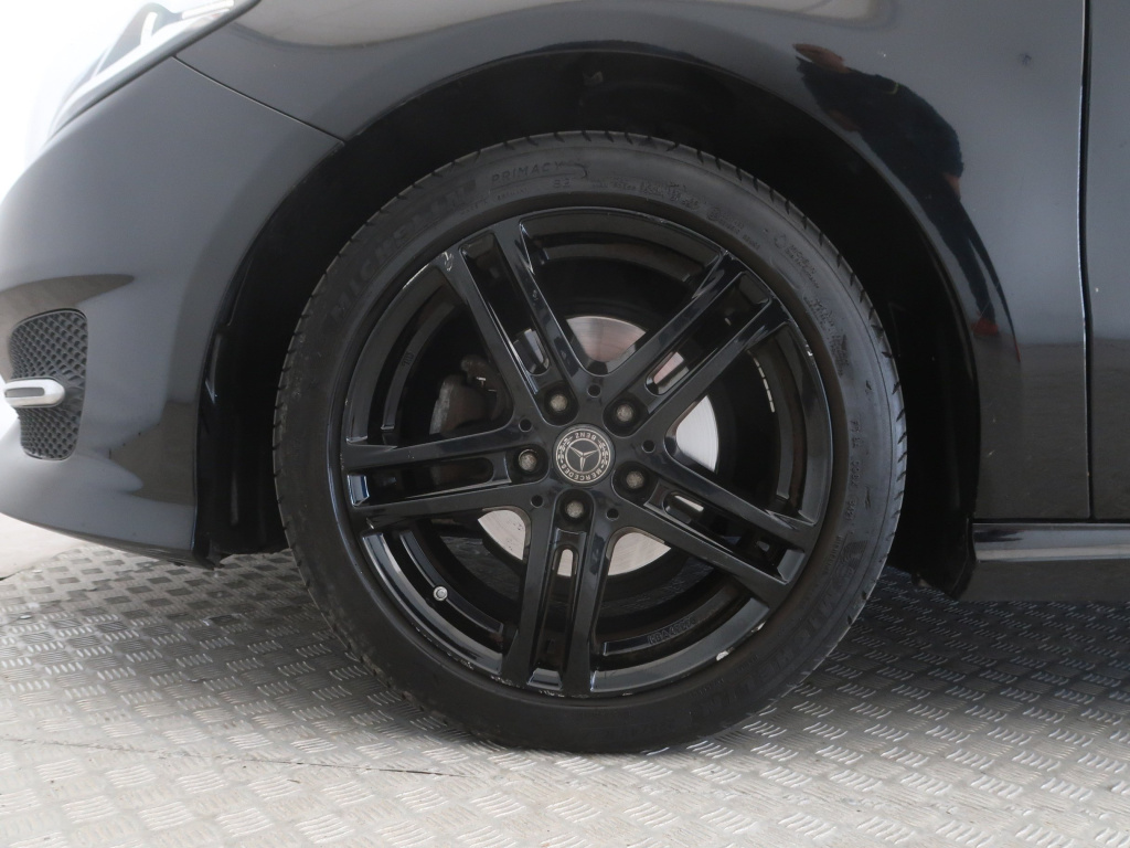 Mercedes-Benz B