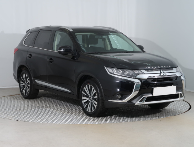 Mitsubishi Outlander 2020