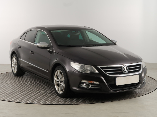 Volkswagen Passat CC 2011