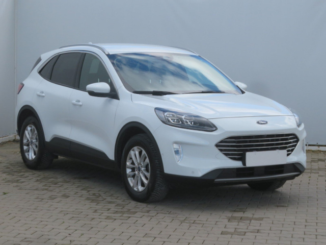 Ford Kuga, 2023