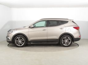 Hyundai Santa Fe - 2016