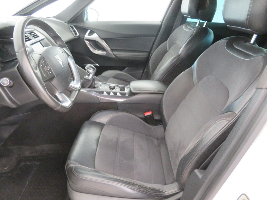 Citroen DS5