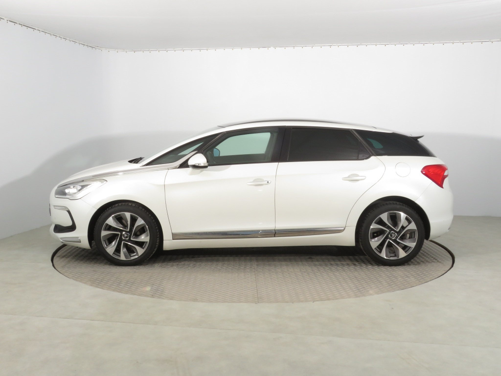 Citroen DS5