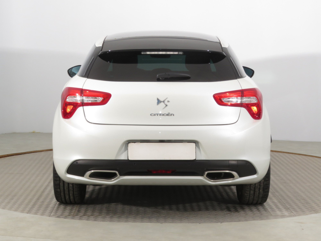 Citroen DS5