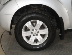 Nissan Pathfinder 2005