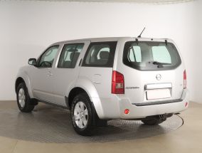 Nissan Pathfinder - 2005