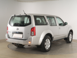 Nissan Pathfinder 2005