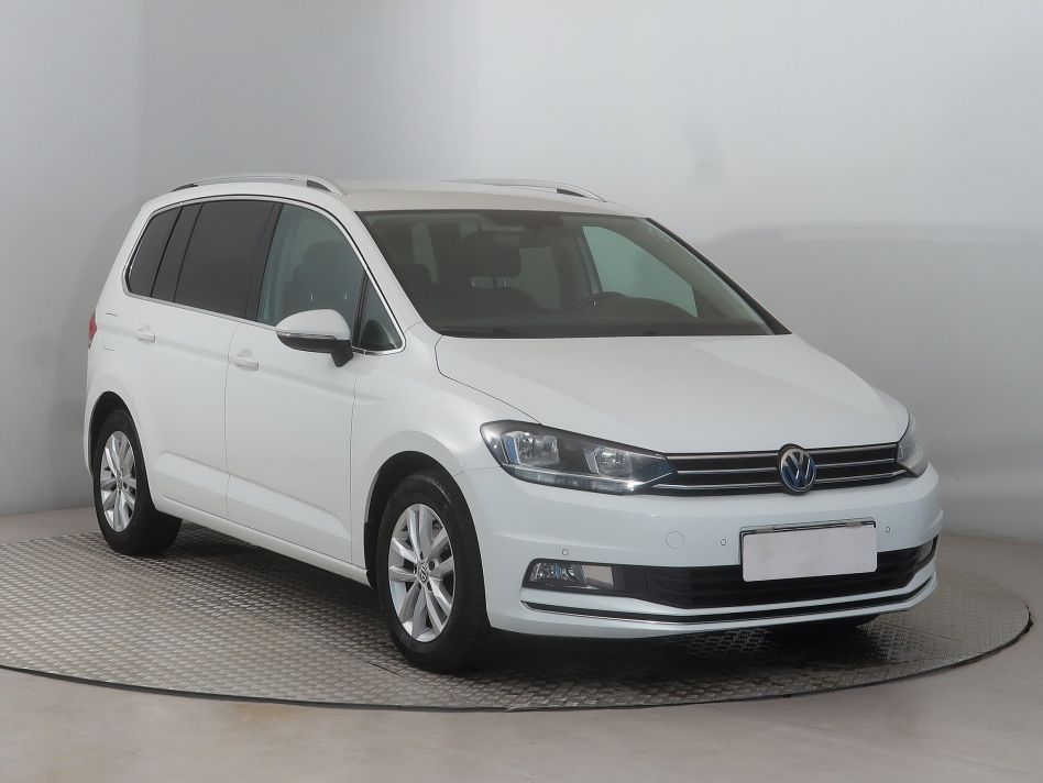 Volkswagen Touran - 2016