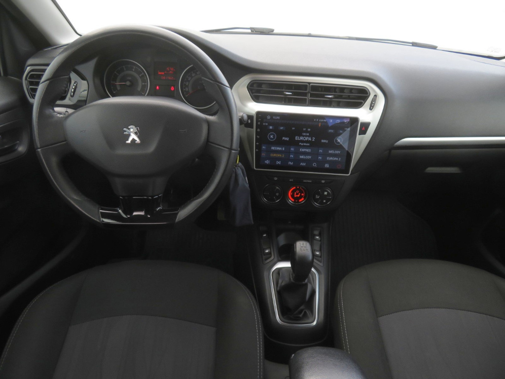 Peugeot 301