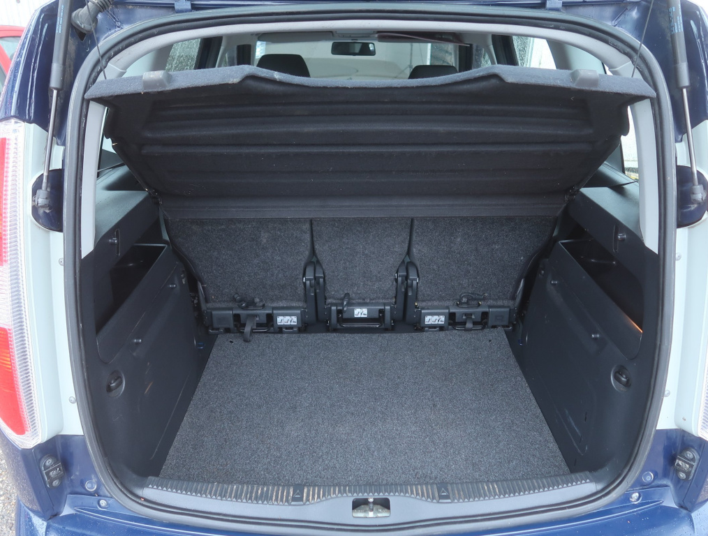 Škoda Roomster