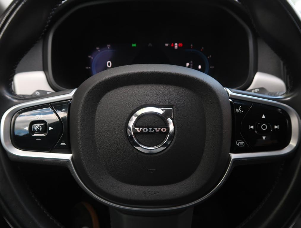 Volvo V90 Cross Country