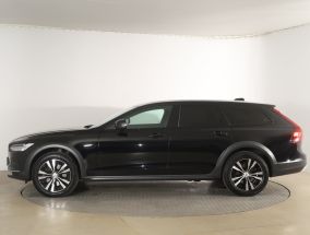 Volvo V90 Cross Country - 2021