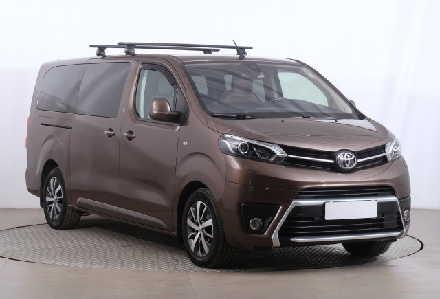 Toyota Proace Verso 2022