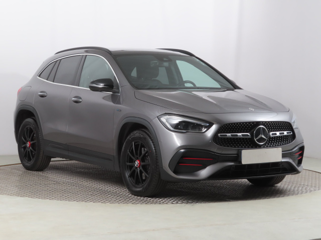 Mercedes-Benz GLA 2021